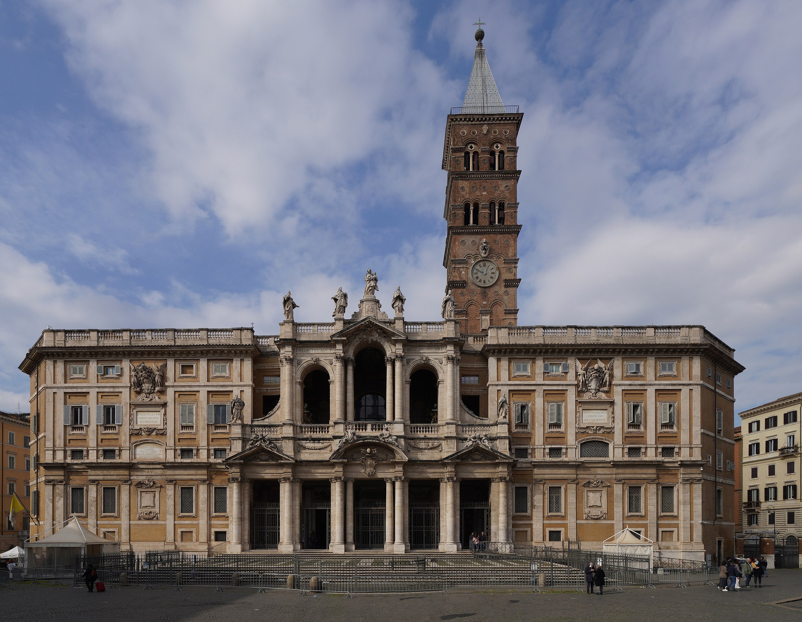 Santa Maria Maggiore frontside, Nikon 27II